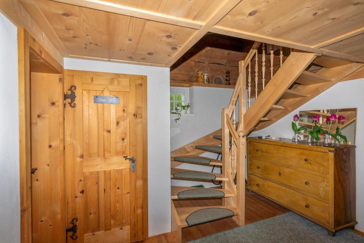 Haus Holzwurm Lägenhet Raggal Exteriör bild