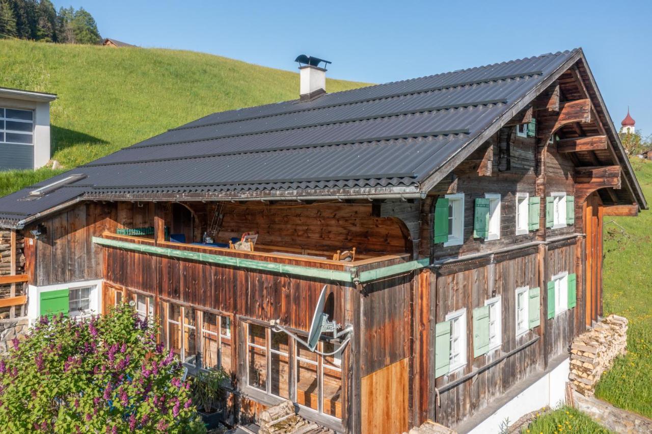 Haus Holzwurm Lägenhet Raggal Exteriör bild